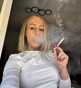 P�cs, Dorina 06206252470