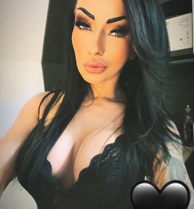 Edina (30 éves, Nő) - Telefon: +36 30 / 617-9950 - Budapest, XI. Sasadi út, szexpartner