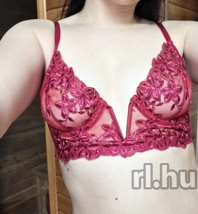 Édua Hévíz escort girls