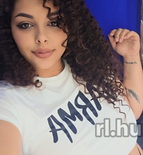 Elina Budapest escort Mädchen