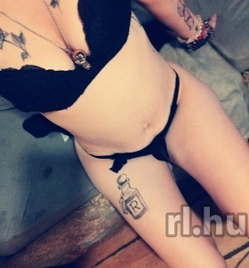 Elizabettaaaaa (26 éves) - Telefon: +36 20 / 461-8622 - Sárvár