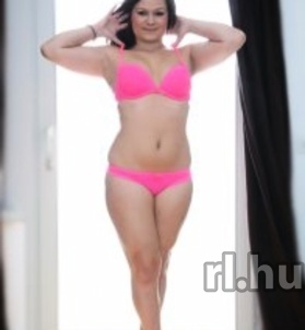 Elizzabett (25 éves) - Telefon: +36 30 / 566-8664 - Mosonmagyaróvár