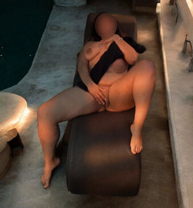 Elyz (24 éves, Nő) - Telefon: +36 20 / 209-1413 - Dunakeszi Bőrgyógyászat , szexpartner