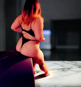 Elyz (24 éves) - Telefon: +36 20 / 209-1413 - Dunakeszi