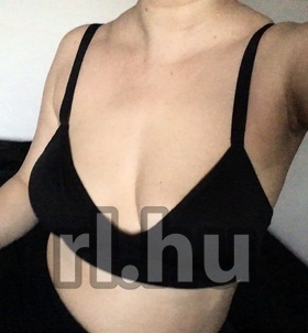 Emese Pécs szexpartner lányok