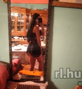 Emili (21 éves) - Telefon: +36 30 / 834-1885 - Nyírbátor