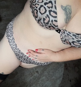 Enikő (35+ éves, Nő) - Telefon: +36 20 / 536-6112 - Mezőhegyes, szexpartner