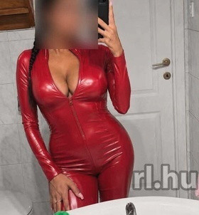 B�k�scsaba, Enik� 06309605778