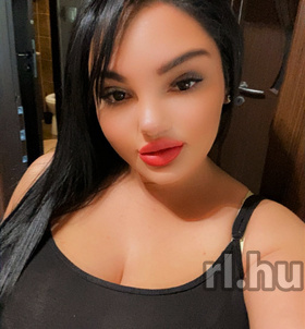 Eperke_ Szeged escort Mädchen