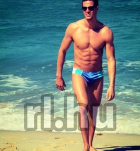 Erik_massage Budapest masszázs lányok