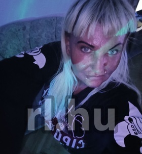 Erika Budapest szexpartner lányok