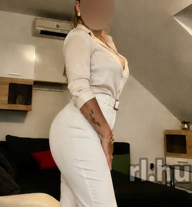Erika (28+ éves) - Telefon: +36 30 / 714-8757 - Békéscsaba