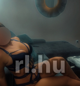 Erika (28+ éves) - Telefon: +36 30 / 714-8757 - Kiskunhalas