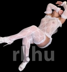 Erika Miskolc escort Mädchen