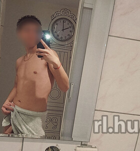 Escortboy22 (20+ éves) - Telefon: +36 70 / 296-0469 - Budapest, IV