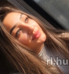 Sz�kesfeh�rv�r, Eszter 06206157621