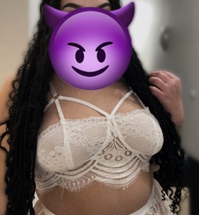 Evelin666 (25 éves, Nő) - Telefon: +36 70 / 298-5663 - Budapest, VI., szexpartner