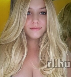 Évi (35 éves) - Telefon: +36 20 / 584-1079 - Székesfehérvár