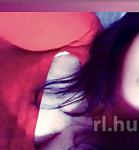 Évike (20 éves) - Telefon: +36 70 / 217-6536 - Budapest, V