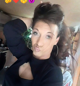 Eysan (28+ éves) - Telefon: +36 30 / 089-1857 - Debrecen