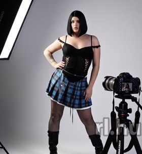 Flora 706753368, Budapest Transvestite #1 - 