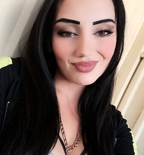 Flymolly (23 éves) - Telefon: +36 30 / 567-3153 - Kecskemét