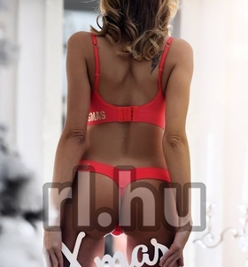 Freya Budapest Erotische Massage Mädchen