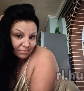 Fruzsi Jánosháza escort Mädchen