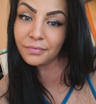 Fruzsi Karcag escort girls