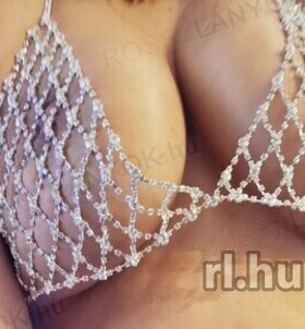 Fruzsina (35 éves) - Telefon: +36 30 / 736-3341 - Budapest, XVIII