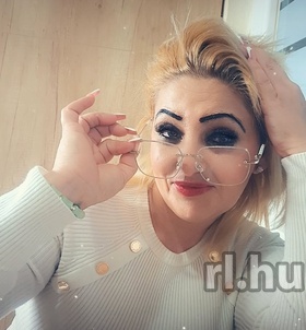 Fruzsina (35 éves) - Telefon: +36 30 / 736-3341 - Budapest, XVIII