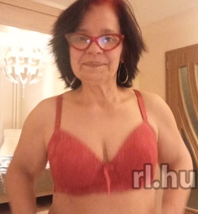 P�cs, GabiWebcam 06305186403