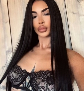 P�cs, Hanna 06205754759