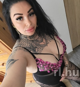 Hanna Budapest escort Mädchen