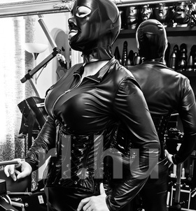 HannaBDSM (40+ éves) - Telefon: +36 20 / 220-9422 - Székesfehérvár