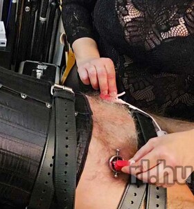 Sz�kesfeh�rv�r, HannaBDSM 06202209422