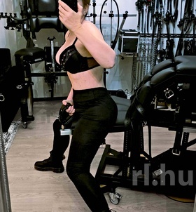 Sz�kesfeh�rv�r, HannaBDSM 06202209422