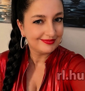 HarmoniaMartina Budapest Erotische Massage Mädchen