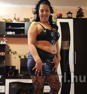 Heni Budapest escort Mädchen