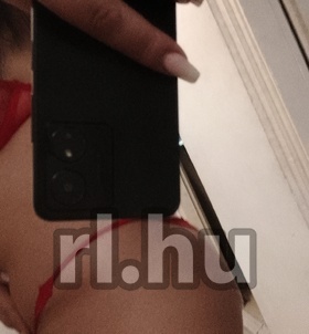 Henni (30+ éves) - Telefon: +36 20 / 369-4151 - Kecskemét