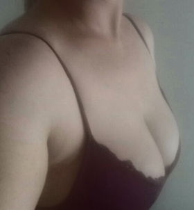 Hermina (37 éves) - Telefon: +36 30 / 087-0562 - Tatabánya