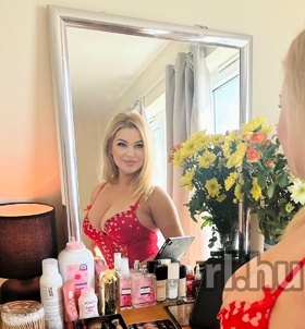 Budapest, ItalianMilfGina 06702011403
