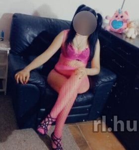 Ivett (25 éves) - Telefon: +36 30 / 463-9252 - Máriapócs