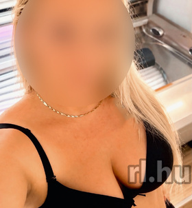 P�cs, Ivett35 06306289092