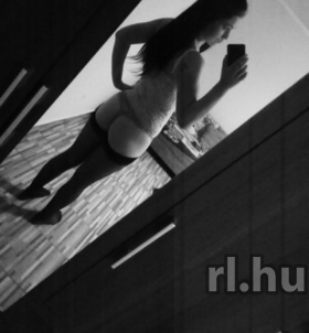 Iza (20+ éves) - Telefon: +36 20 / 561-2335 - Szeged