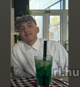 James Budapest escort Mädchen