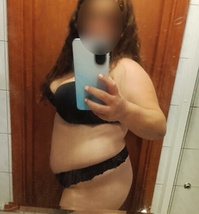 Jázmin (28 éves) - Telefon: +36 30 / 578-1941 - Keszthely