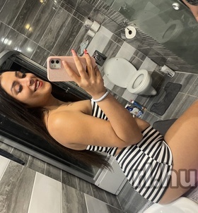 Budapest, Jenna 06303023049