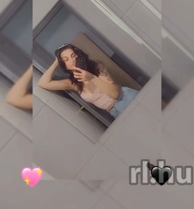Jennet (27 éves) - Telefon: +36 70 / 743-1281 - Kecskemét