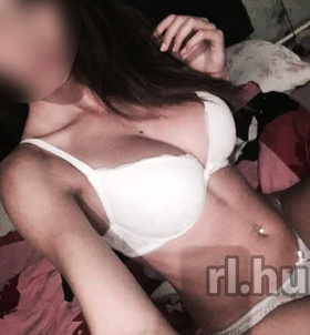 Jenny (20 éves) - Telefon: +36 20 / 803-4714 - Zalaegerszeg